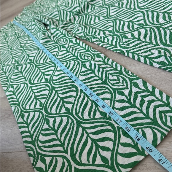 H&M pants 💚 - Picture 4 of 6